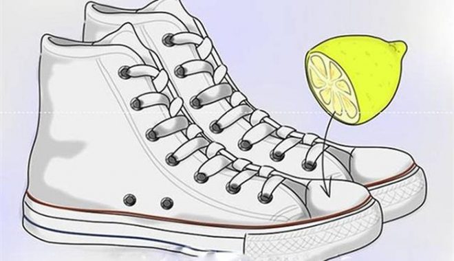 Để đôi giày trắng sáng như mới, hãy cùng khám phá mẹo tẩy trắng giày vô cùng đơn giản và hiệu quả. Hãy xem hình ảnh để biết thêm chi tiết!